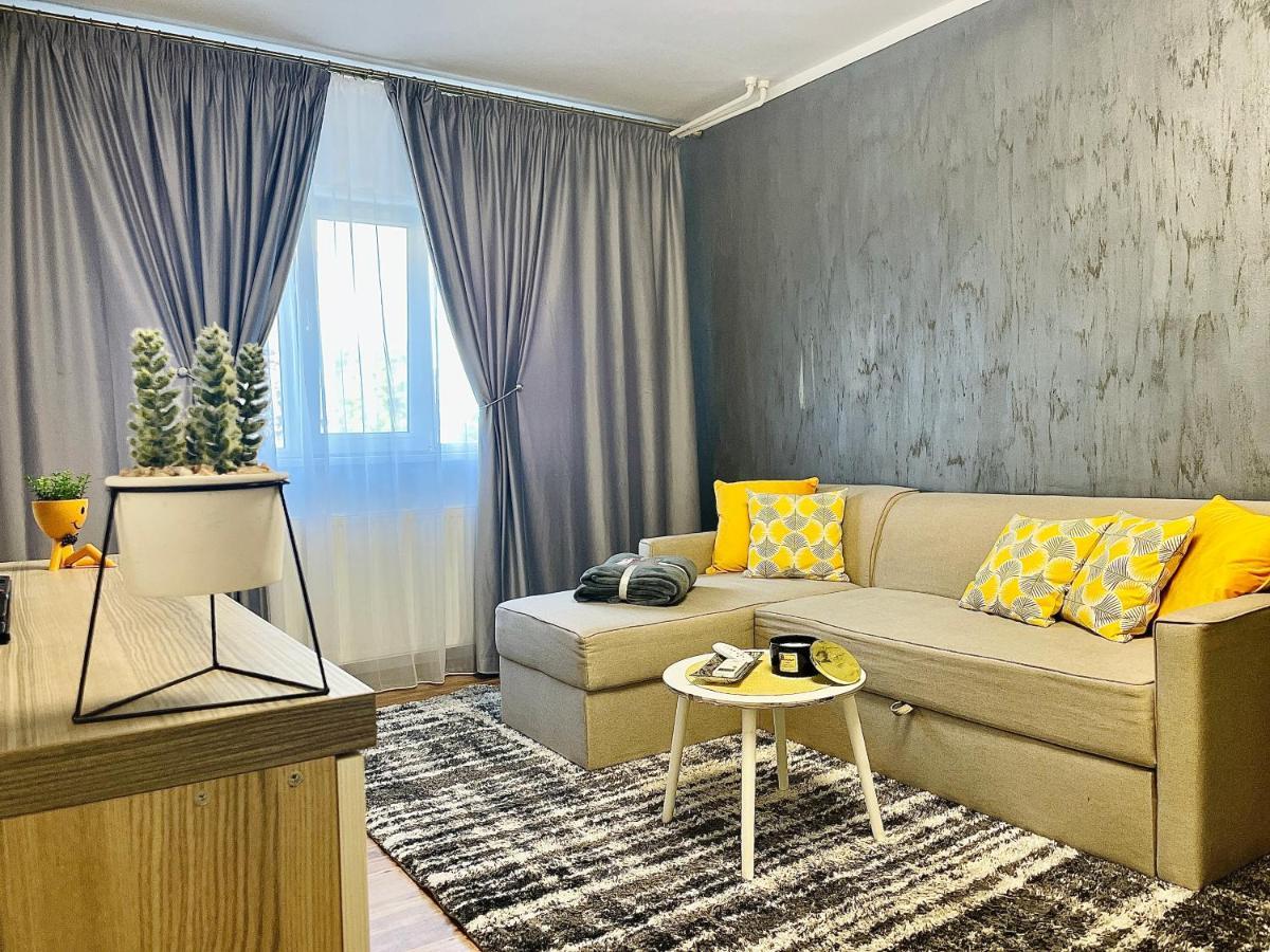 Appartement S&s Studio At Ground Floor Town !!! Parcare La Locatie !! *